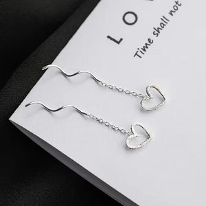 Silver Wavy Heart Thread Earrings